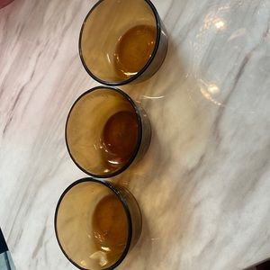 Pyrex bowls Amber 3 pc set